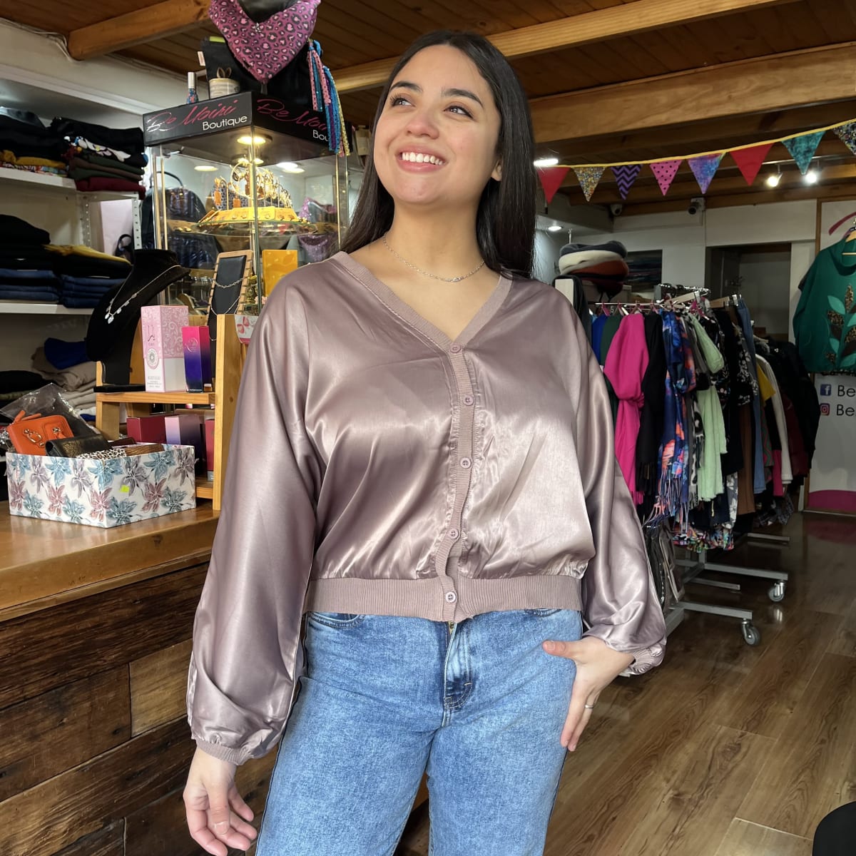 Bomber satinado palo rosa con botones2
