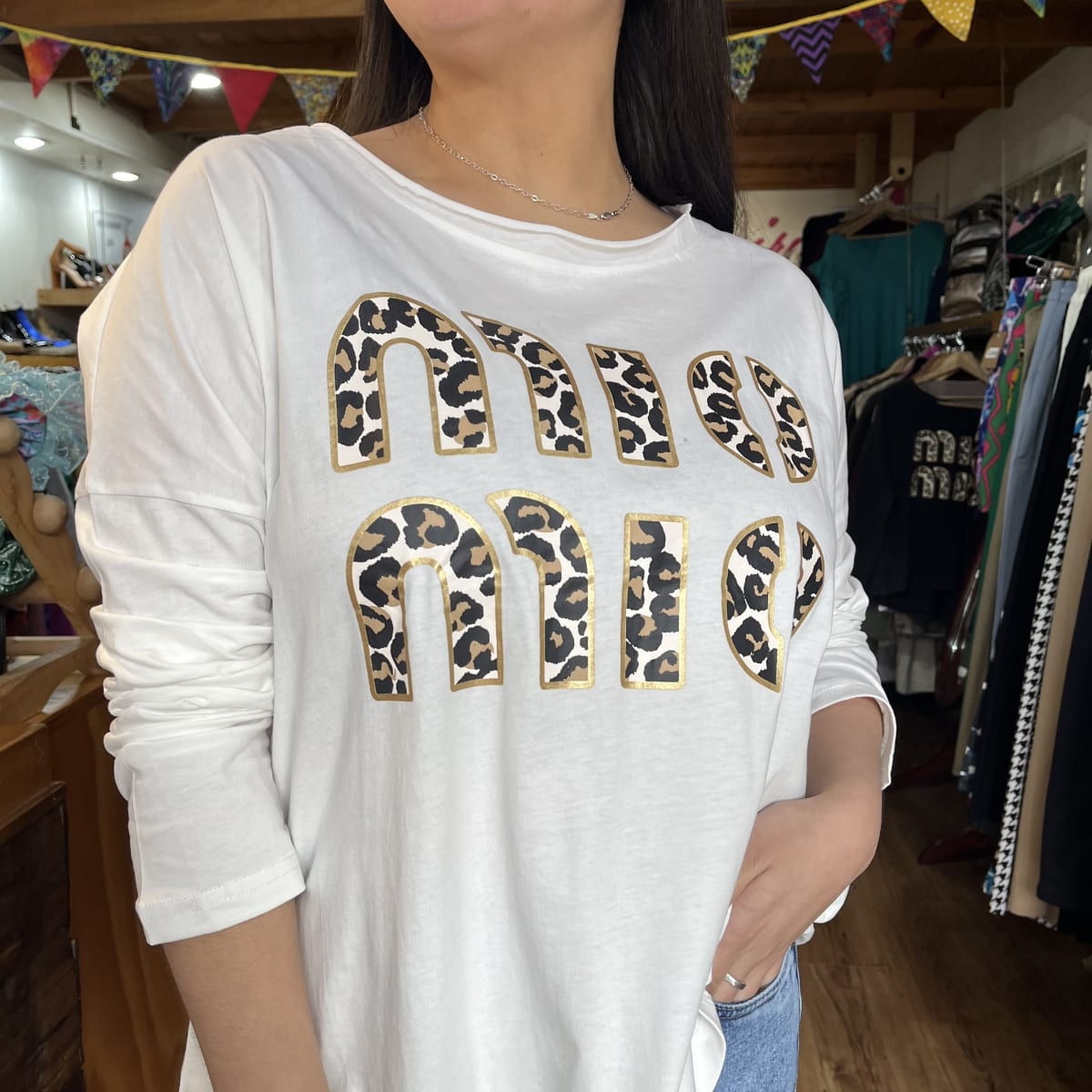 Polera MIO print blanco2