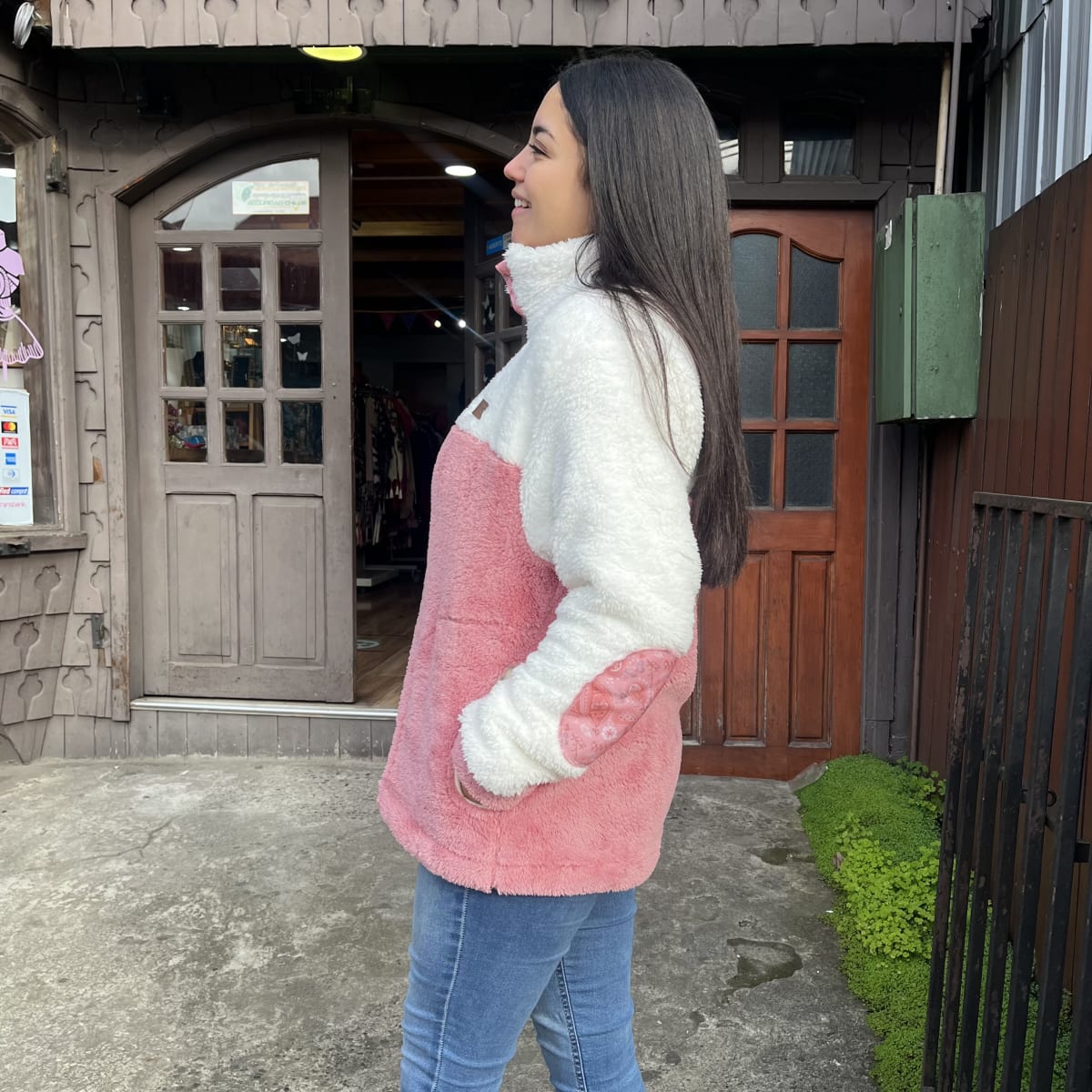 Poleron Astrea Hippie chiporro rosado blanco3