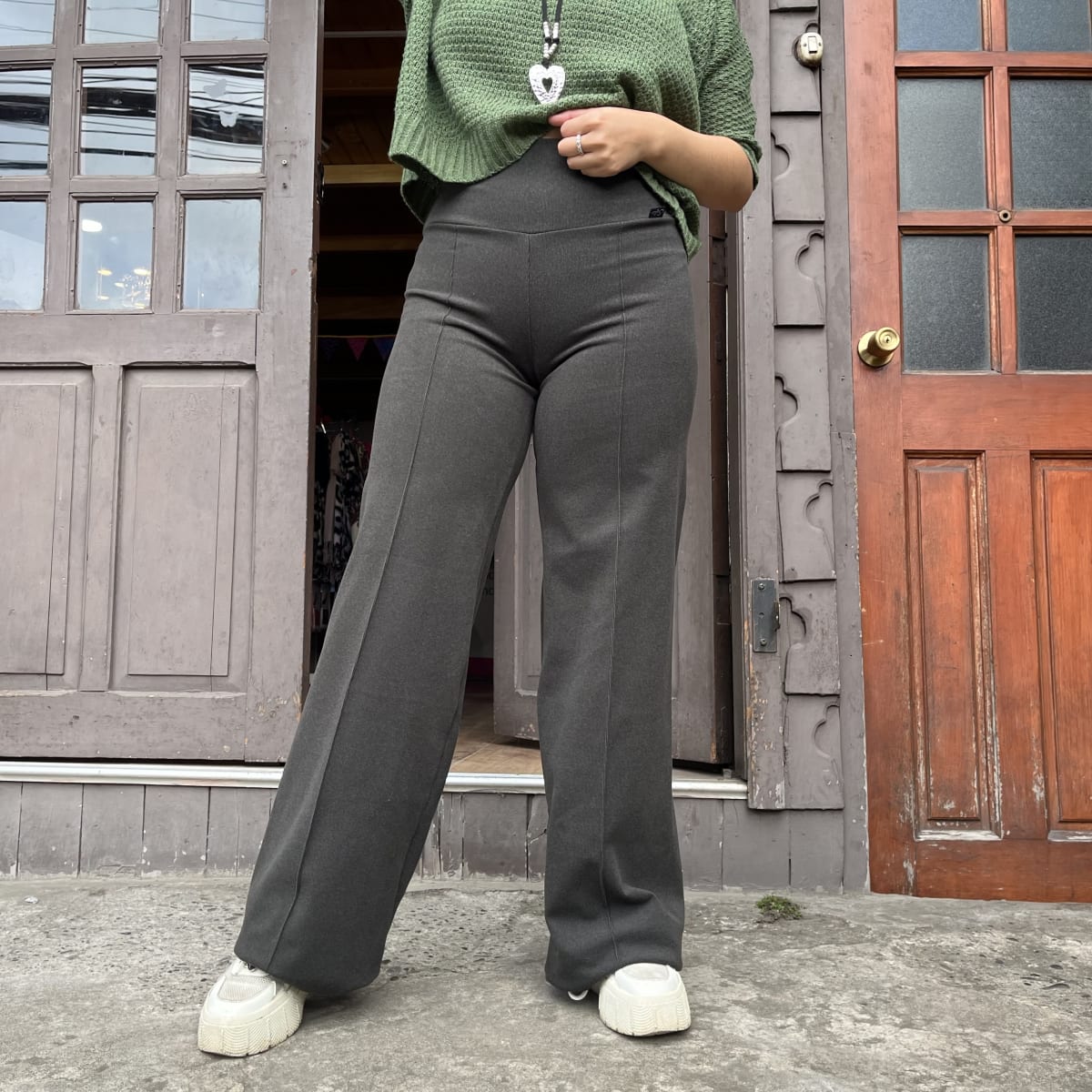 Palazzo lanillla extra gruesa marengo linea vertical2