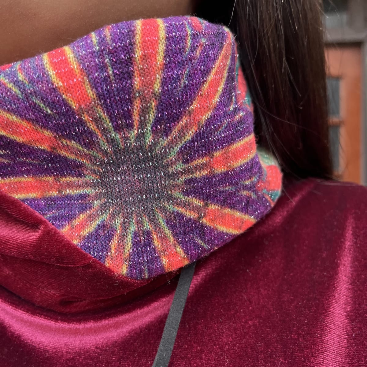 Poleron Maritza velvet burdeo lanilla brillo2