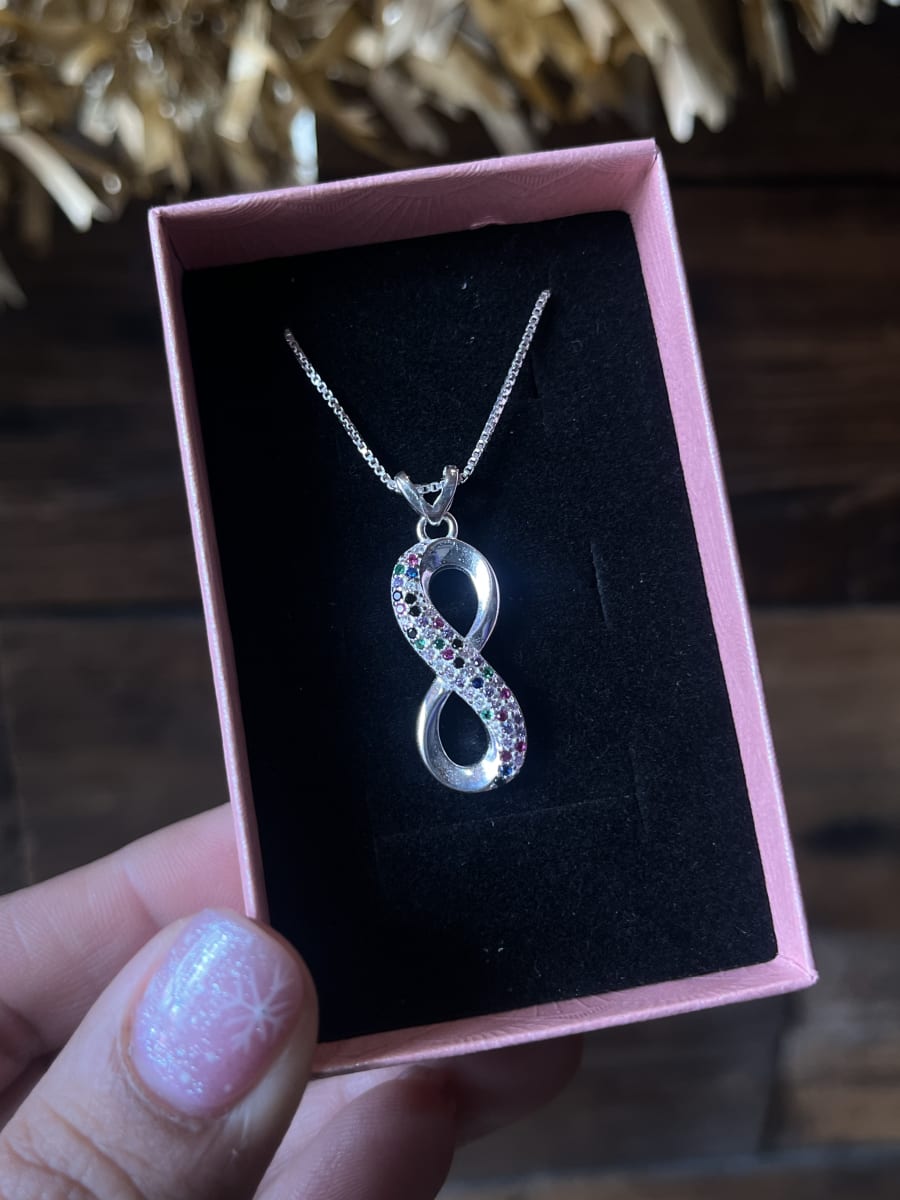 Collar plata 925 infinito raiz de rubi esmeralda y onix2