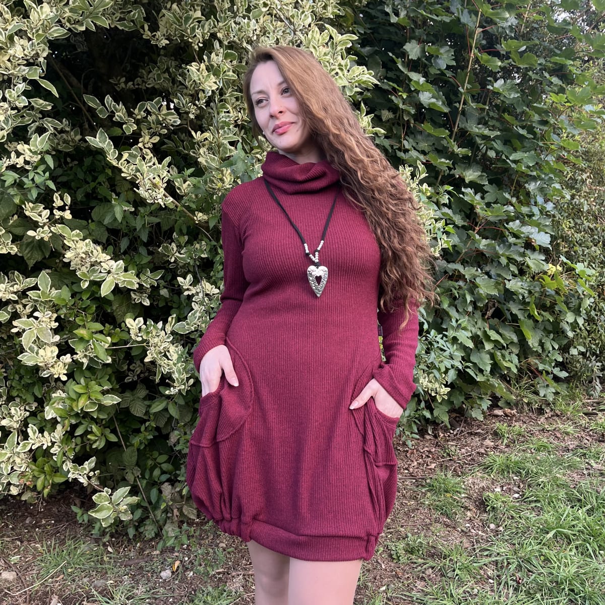 Vestido globo lanilla rojo italiano con cuello3