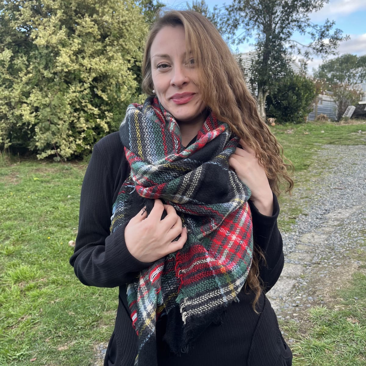 Maxibufanda escocesa negro rojo verde2