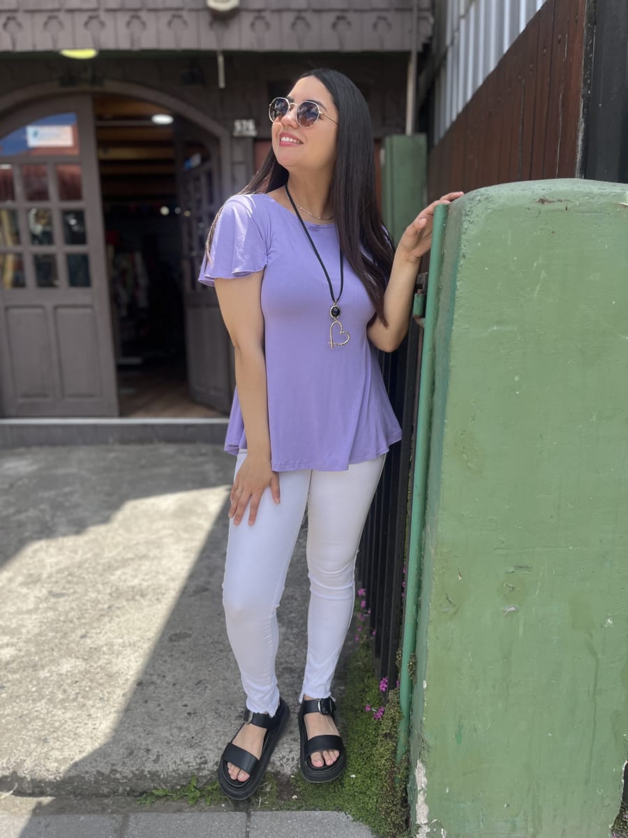 Polera Karla lila  modal algodon manga corta vuelo1