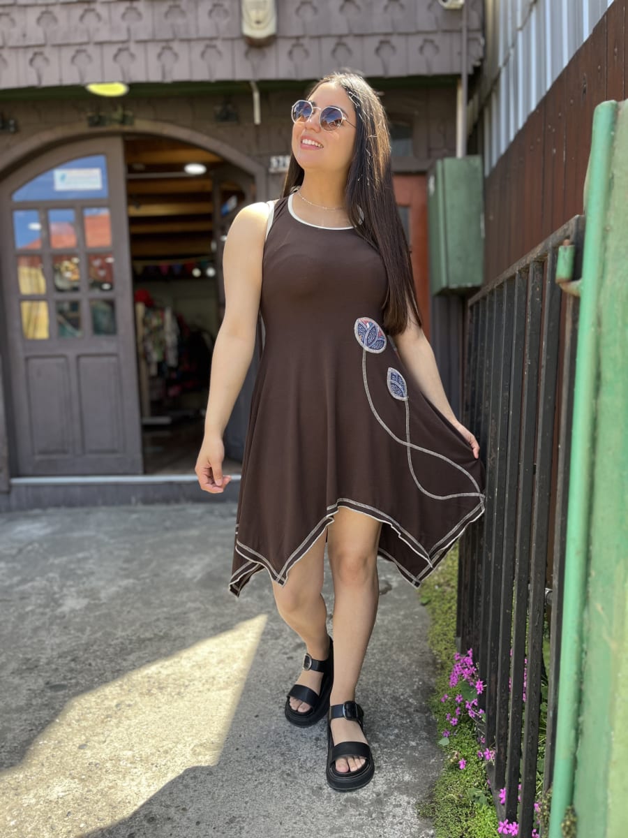 Vestido kisu midi asimetrico cafe algodon sin mangas1