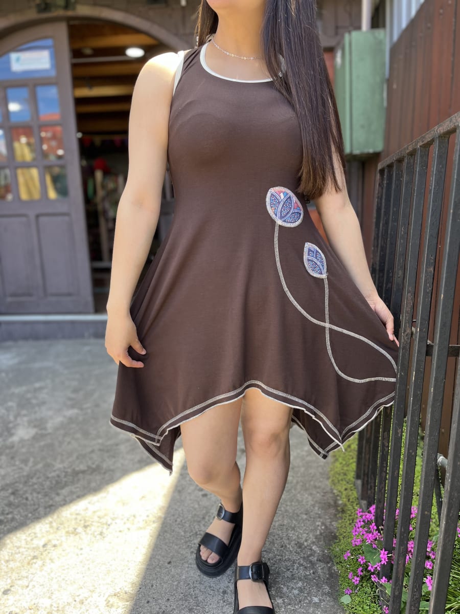 Vestido kisu midi asimetrico cafe algodon sin mangas2