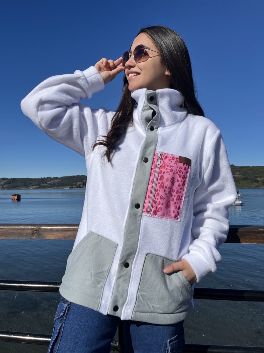 Chaqueton Astrea Artico blanco polar aplicacion estampada1