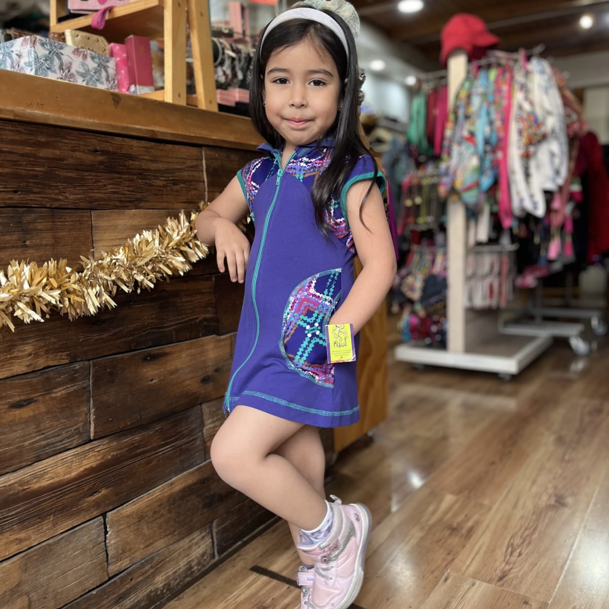 Vestido kisu niña cierre capucha morado verde estampado turquesa roma2