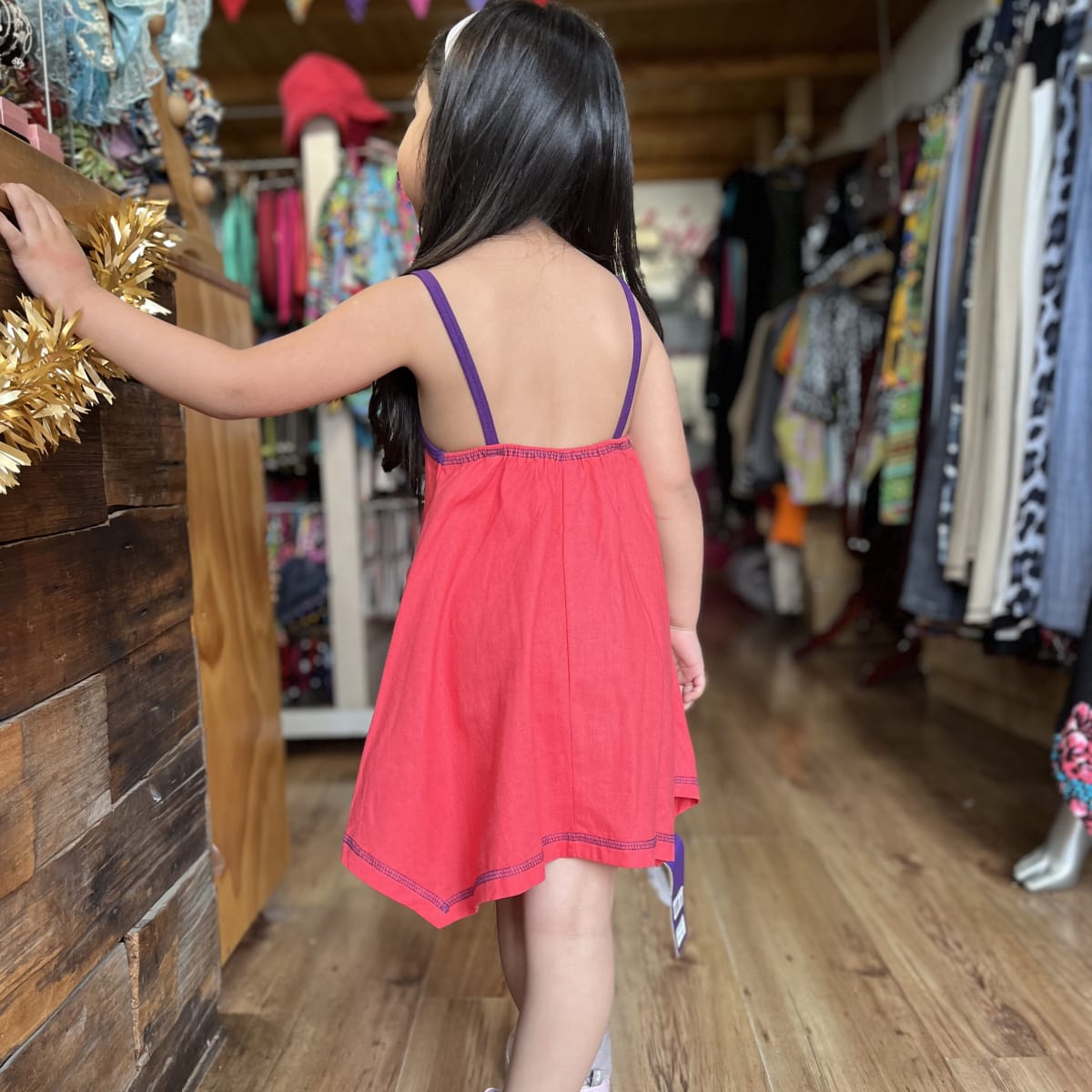 Vestido kisu niña pabilo coral morado lino3