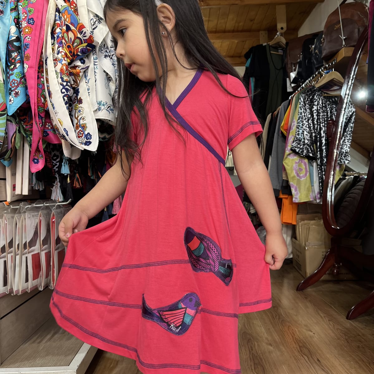 Vestido kisu niña doble cruce rosado chicle modal algodon2