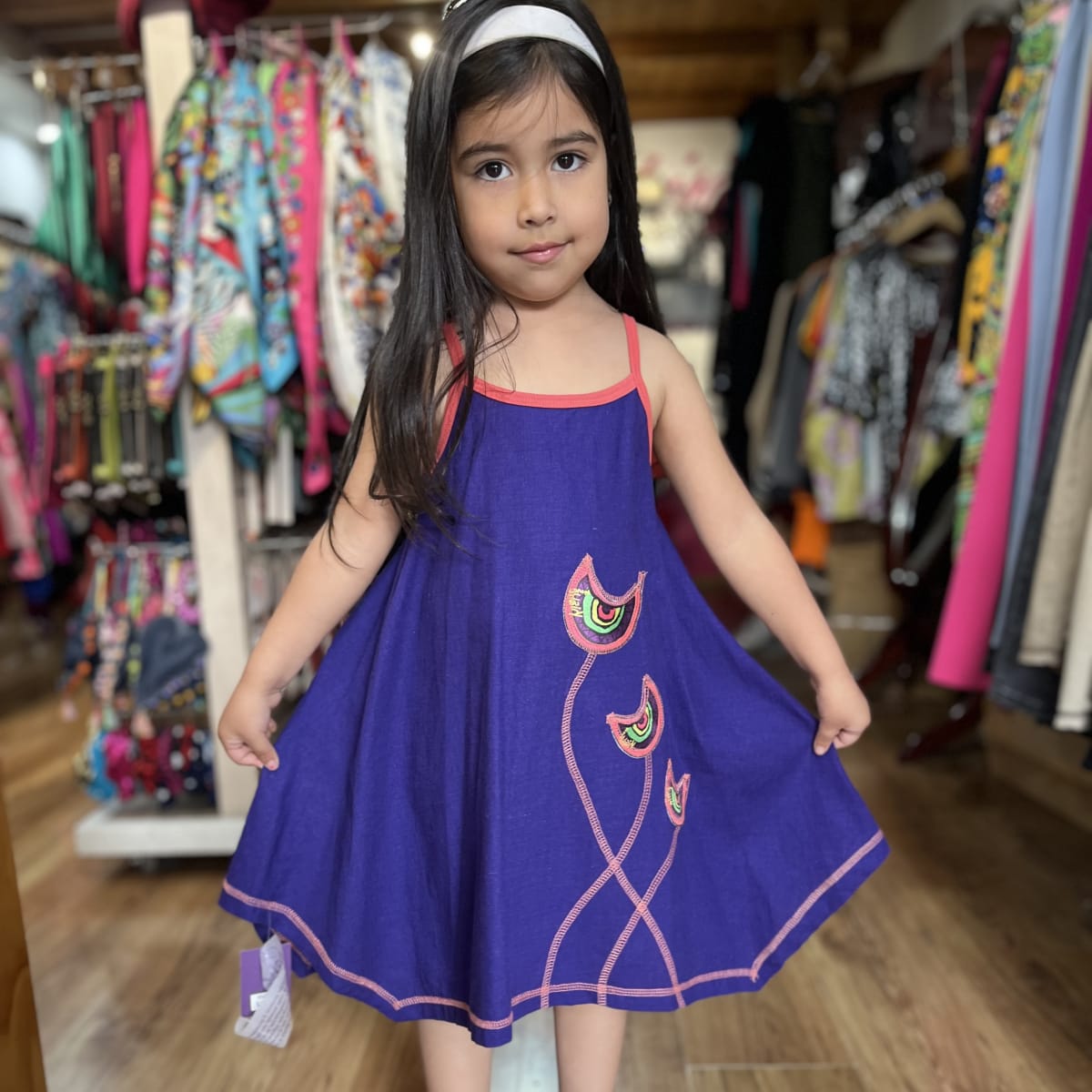 Vestido kisu niña pabilo morado coral lino1