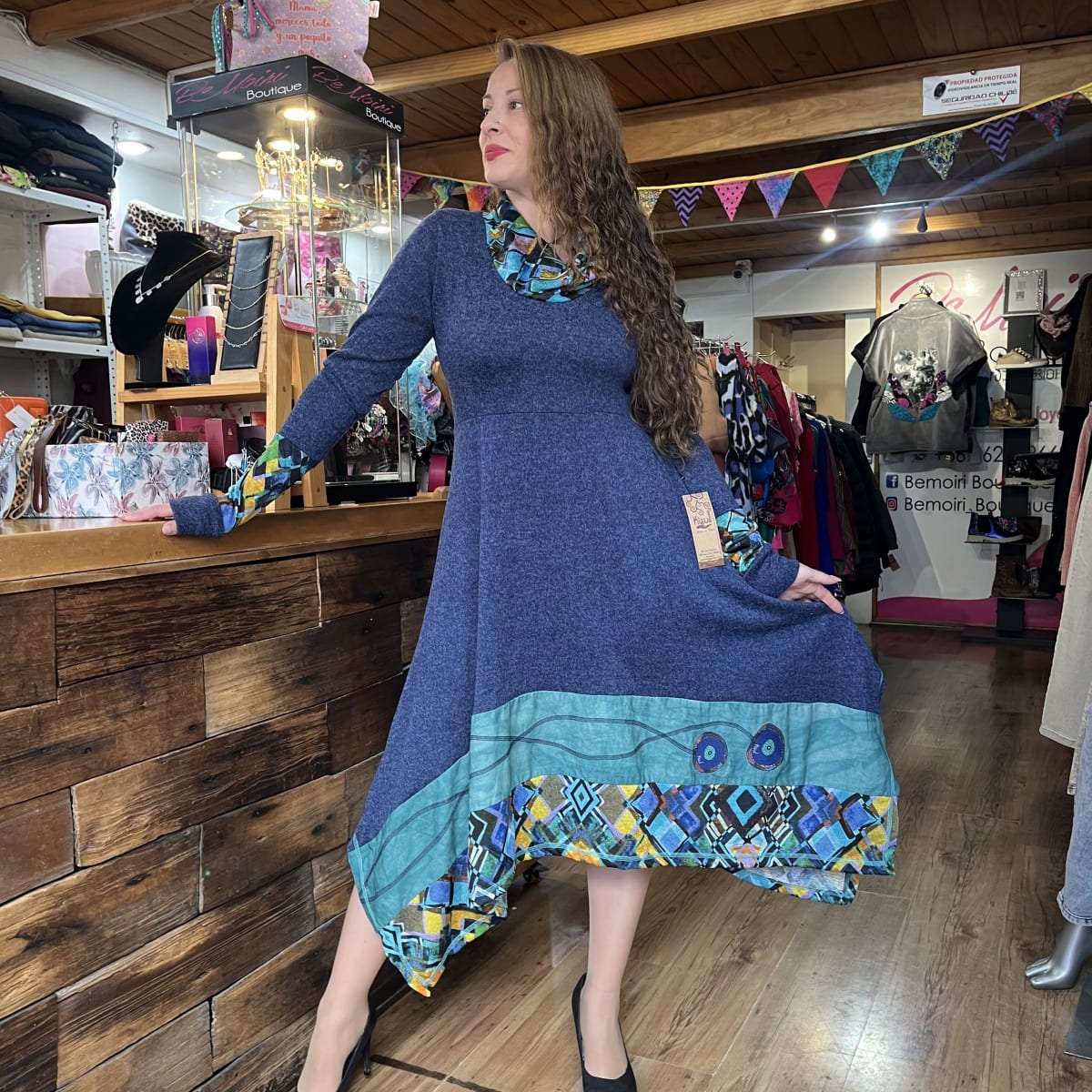 Vestido Kisu Nalca azul asimetrico3