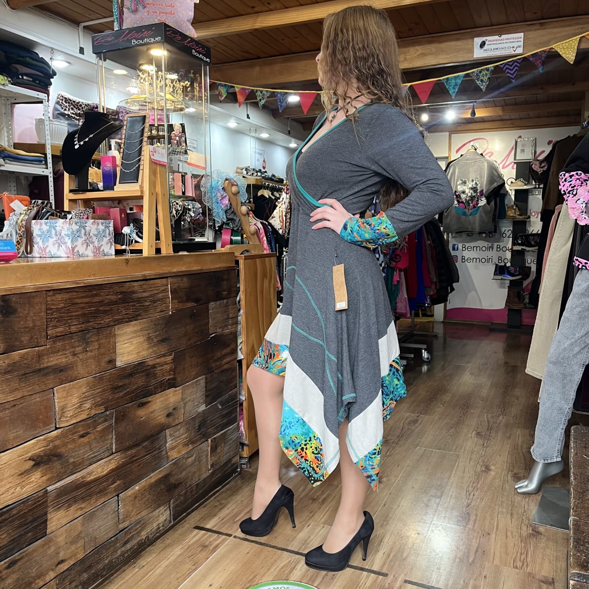 Vestido Kisu faldon asimetrico marengo2