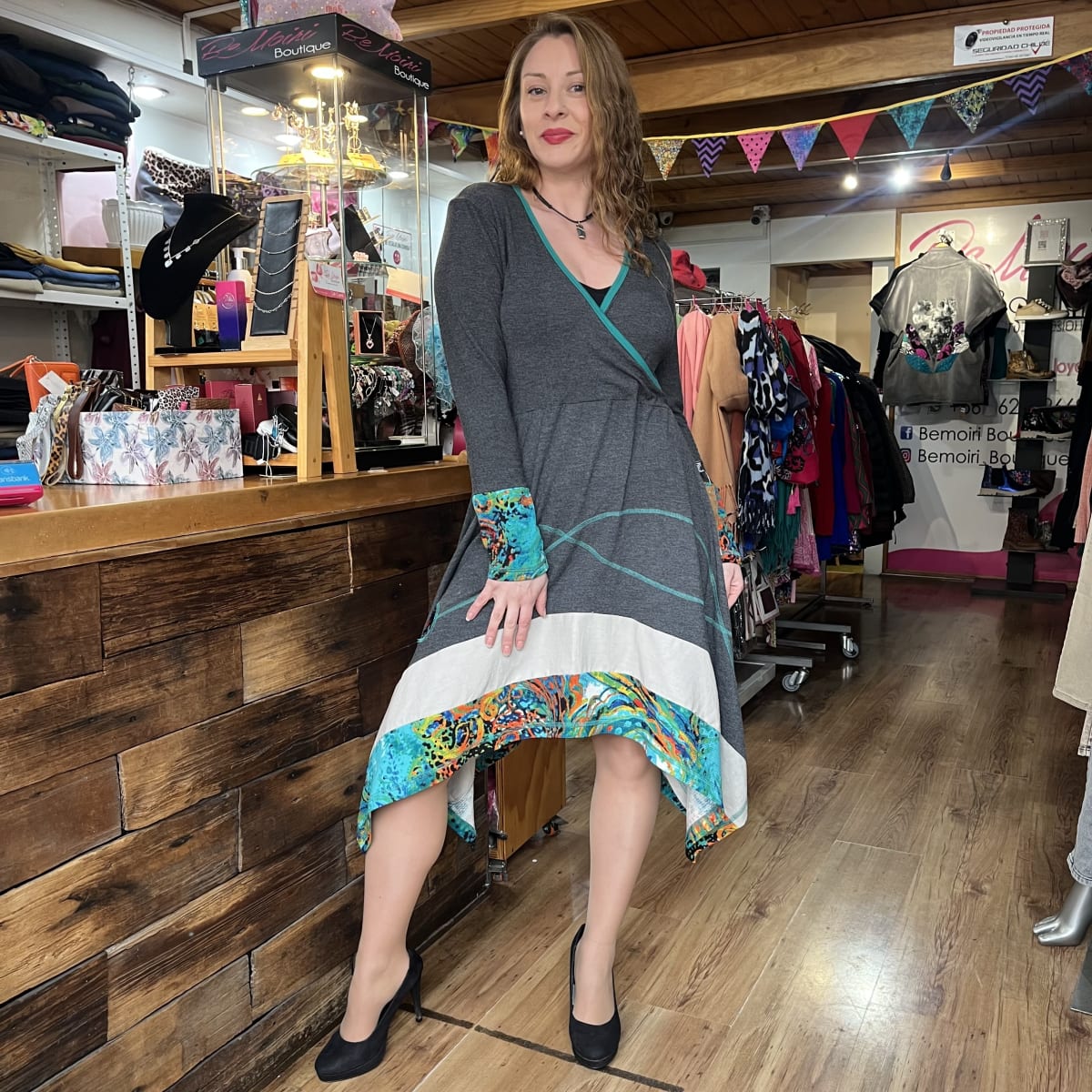 Vestido Kisu faldon asimetrico marengo1