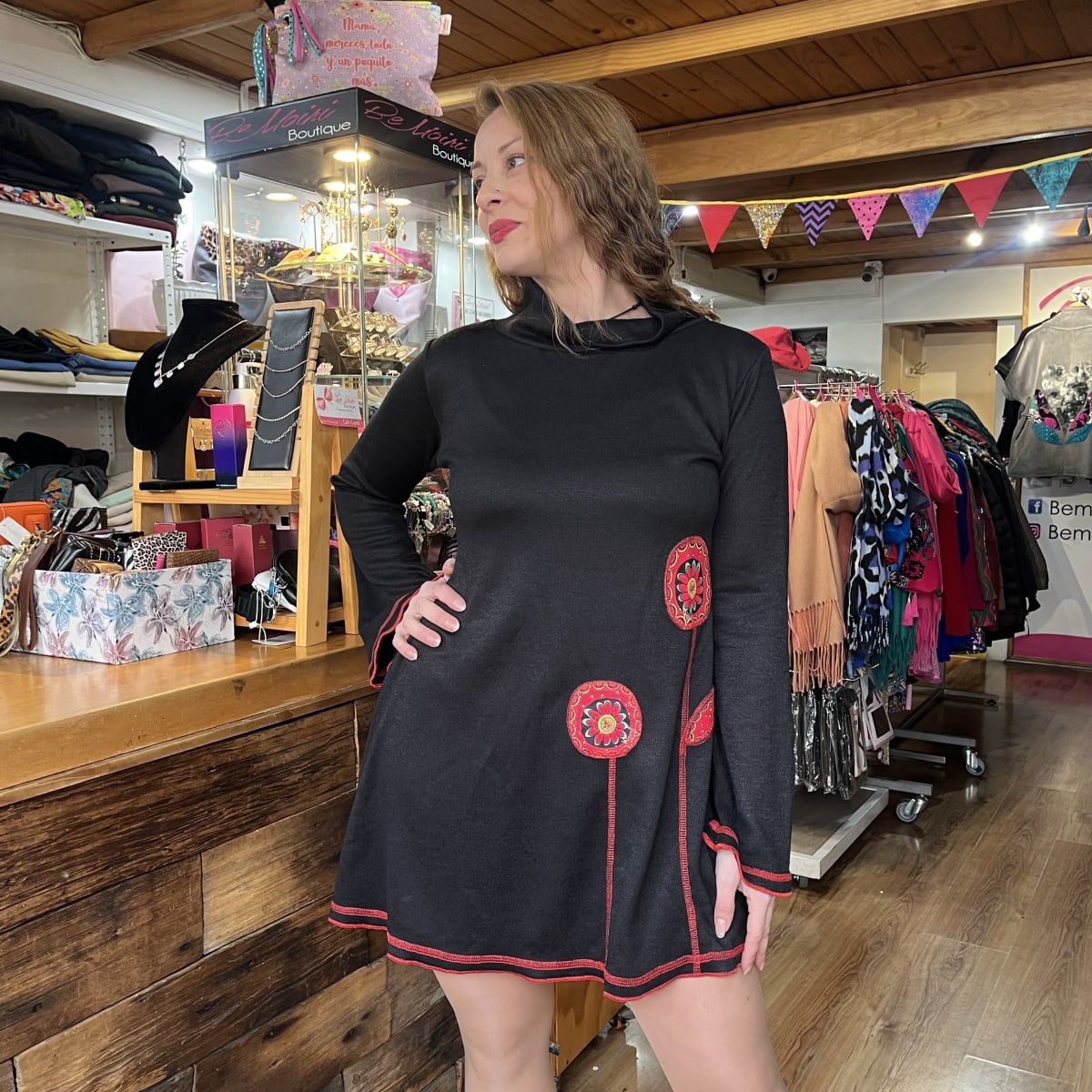 Vestido Kisu Sure negro manga larga2