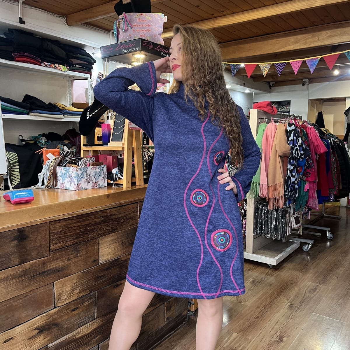 Vestido Kisu Queule azul con cuello1