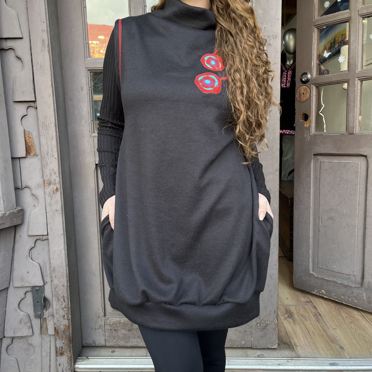 Vestido kisu Meli globo negro sin mangas1