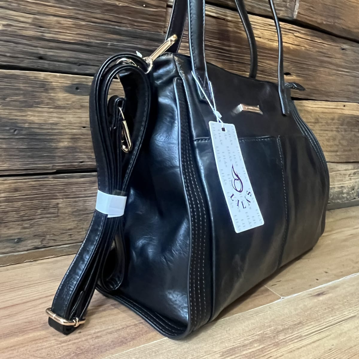 Cartera Lilás hombro negro con asa desmontable2