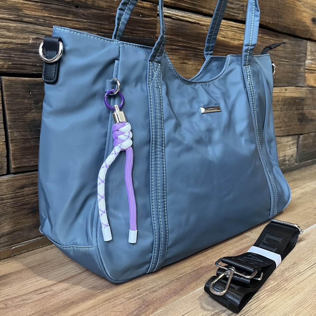 Cartera Lilás hombro celeste cielo impermeable con asa desmontable3