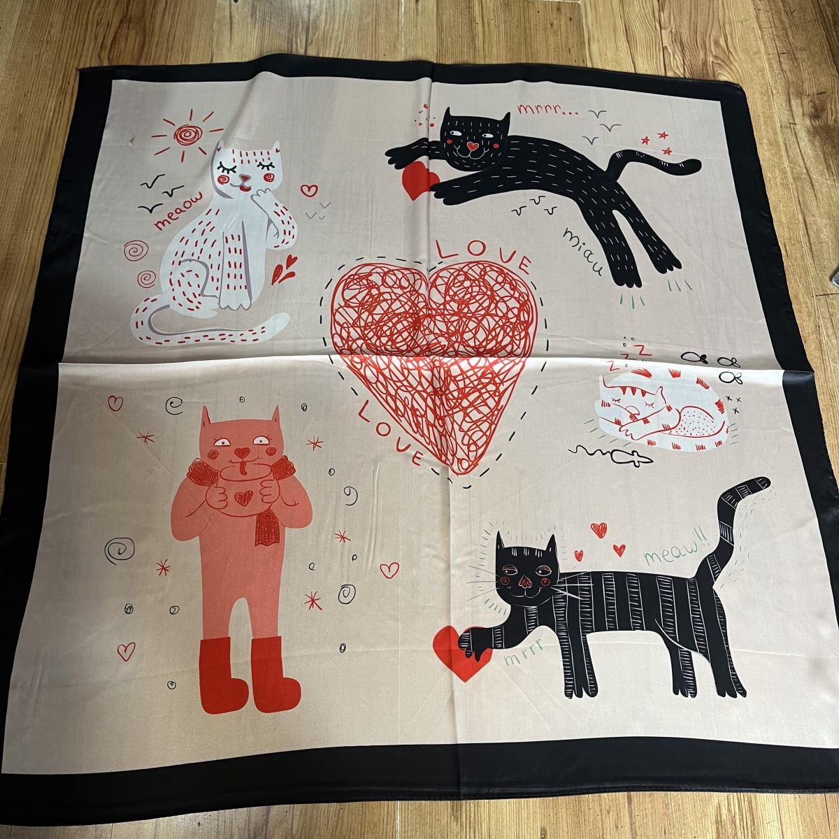 Pañuelo seda 70*70 cms gatitos love miau1