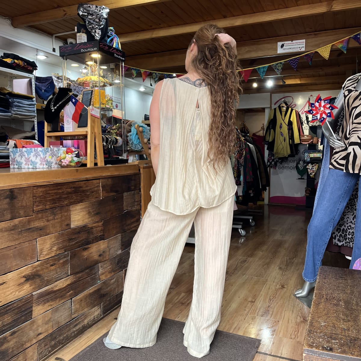 Conjunto pantalon + blusa beige3