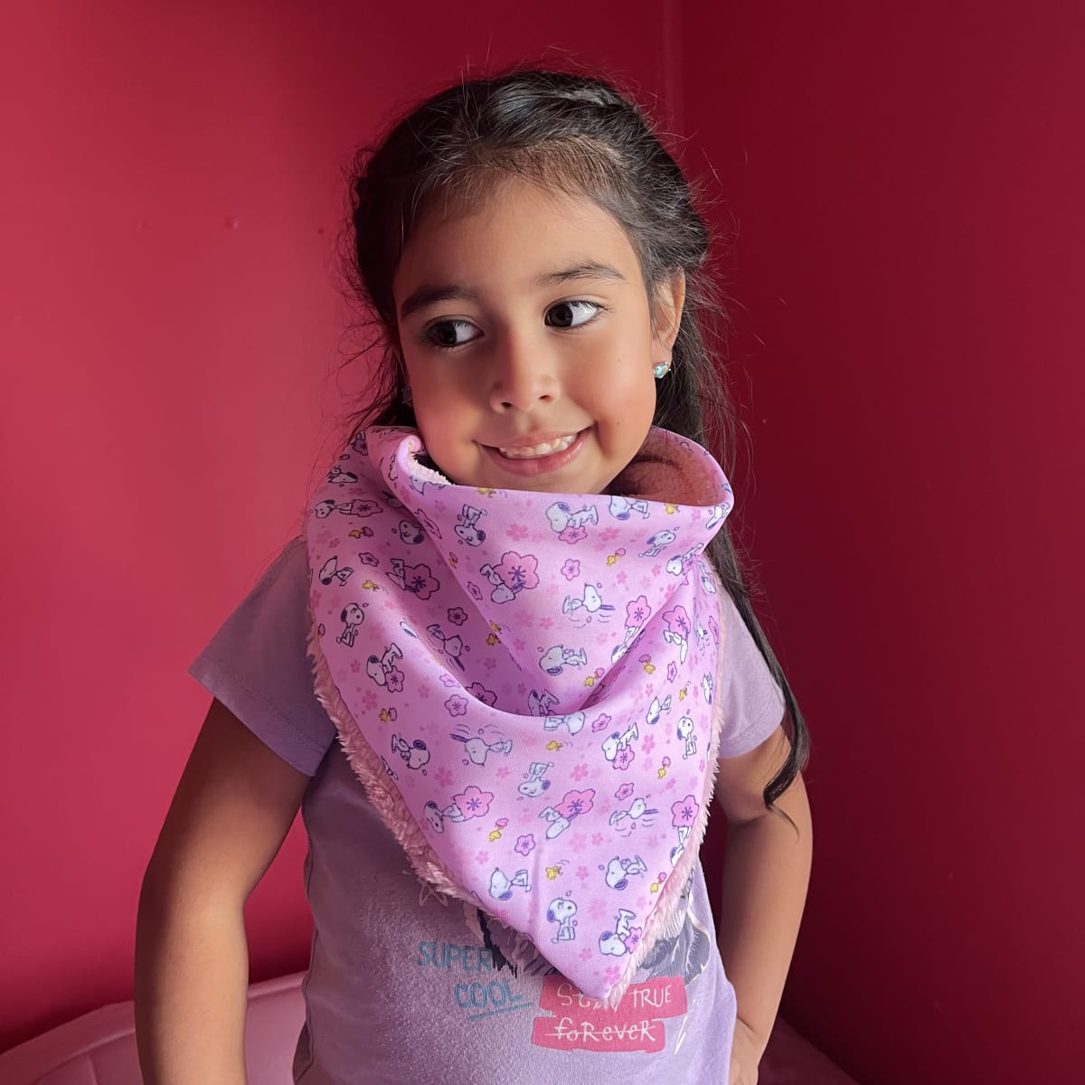Bandana Isidora Snoopy flor palo rosa1