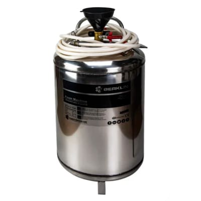 SHAMPUNERA DE  ACERO INOXIDABLE DE 80L CON  MAGUERA DE 10 METROS Y  PISTOLA DE ACERO1