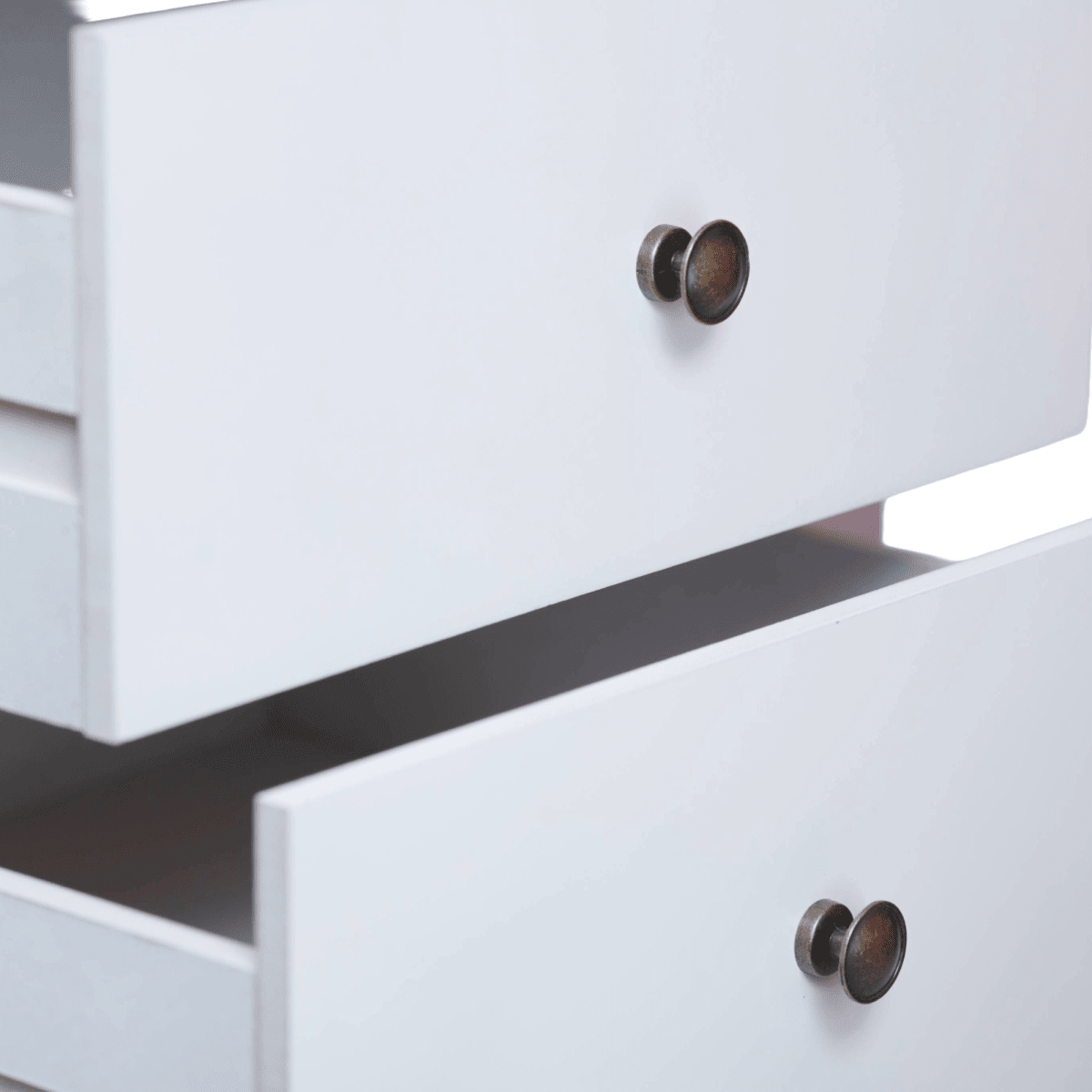 KIT DORMITORIO TOCADOR CATERINA + VELADOR GENOVA 2C7