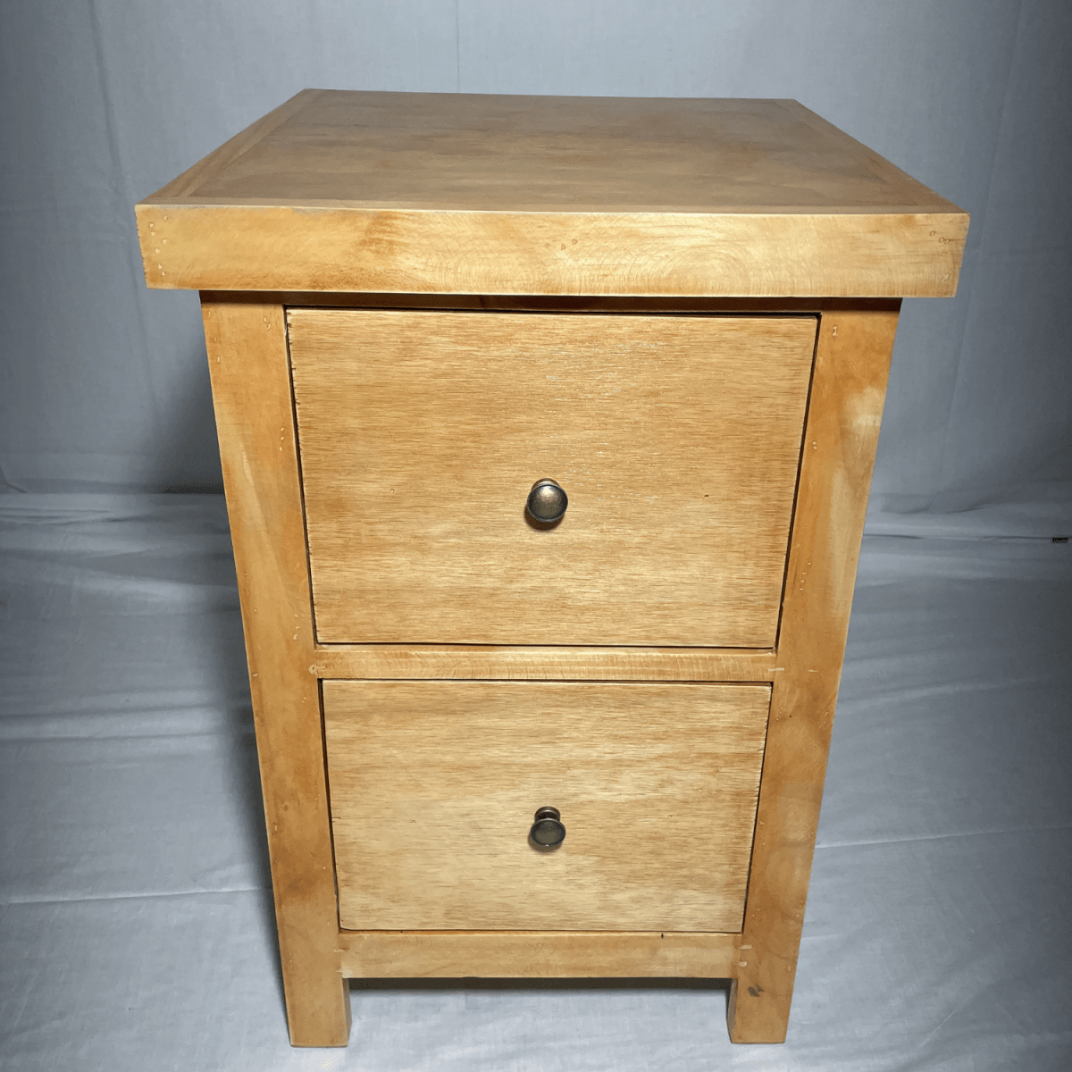 VELADOR DORMITORIO BARI 2 CAJONES MADERA BARNIZ RUSTICO7