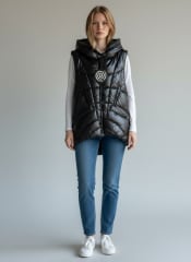 PARKA NEGRA SIN MANGAS
