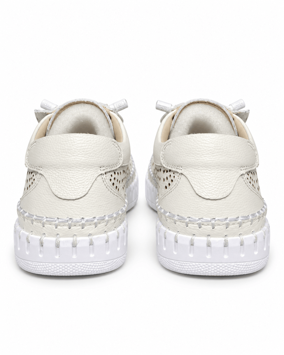 ZAPATILLA BLANCA  YOKONO FLOW SERRAJE4