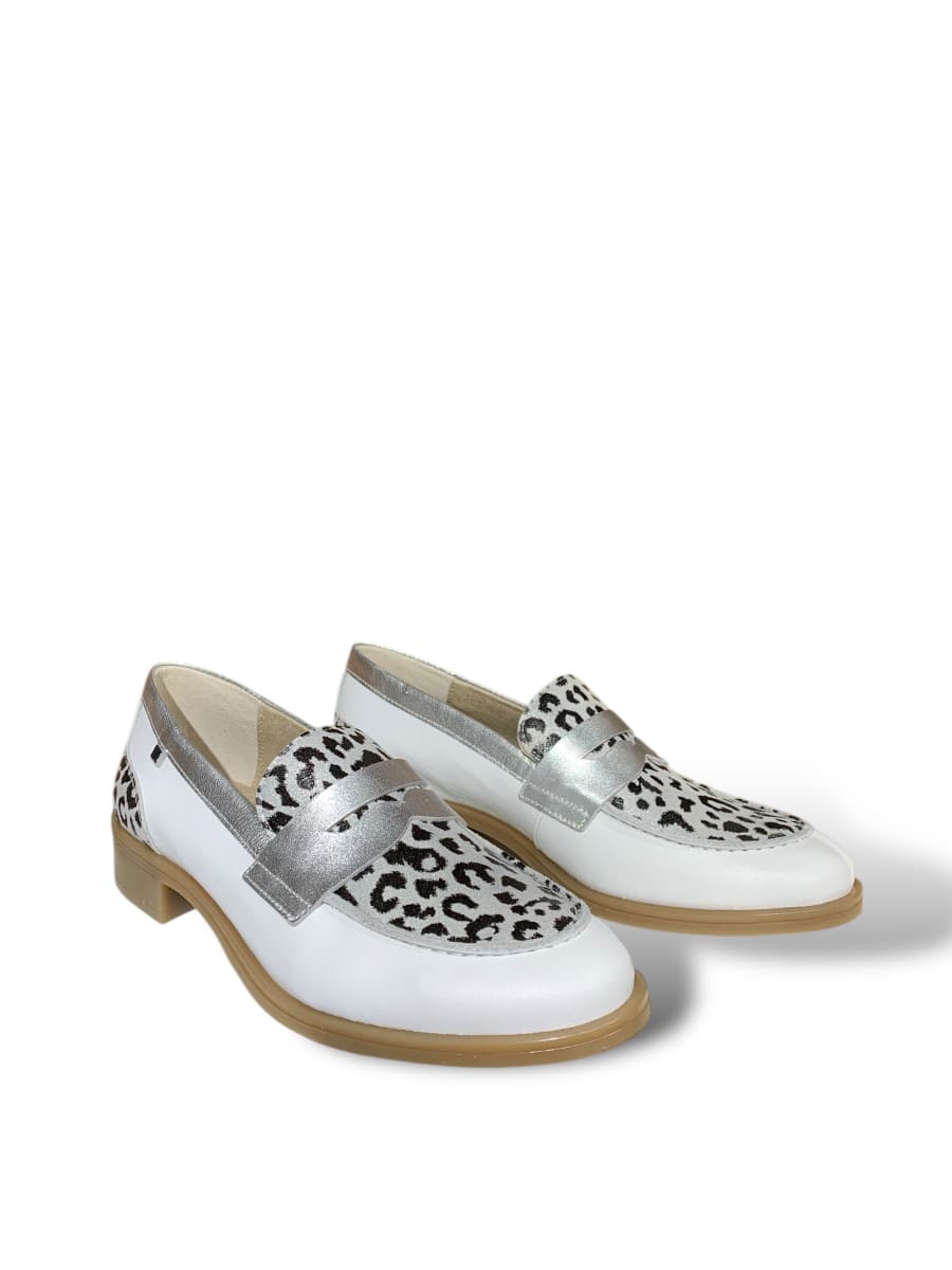 MOCASIN JAGUAR BLANCO PLATA5