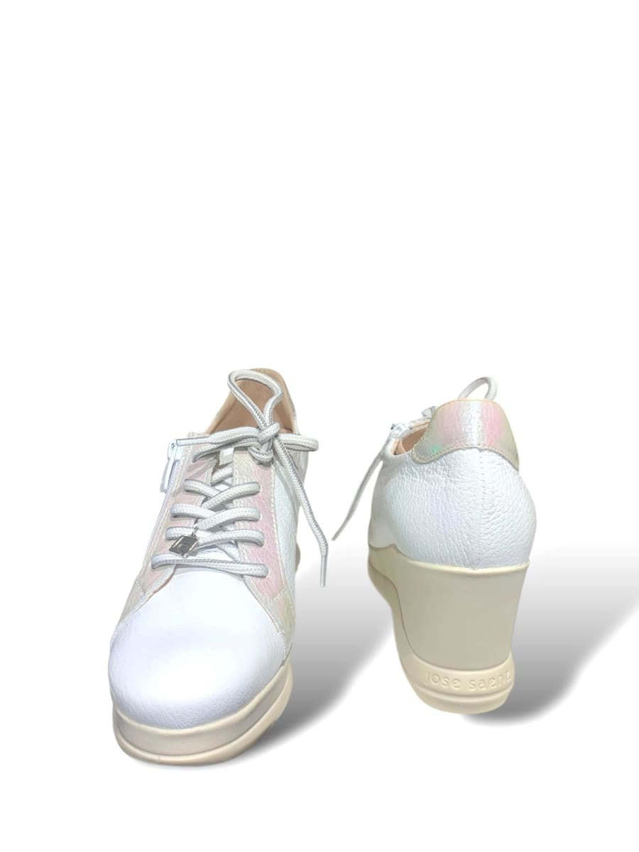 ZAPATO ANDREA BLANCO CORDONES NRO 403