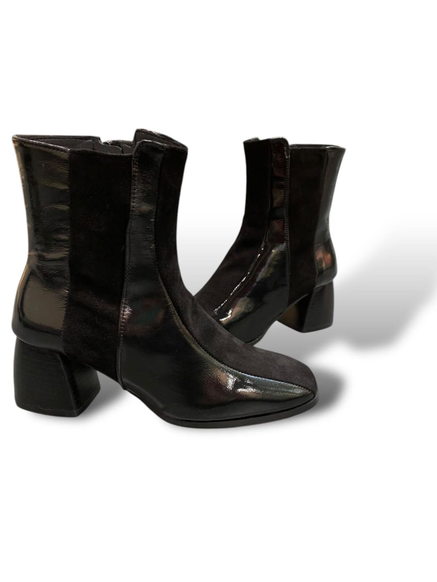 BOTIN ANTE MALORY NEGRO2