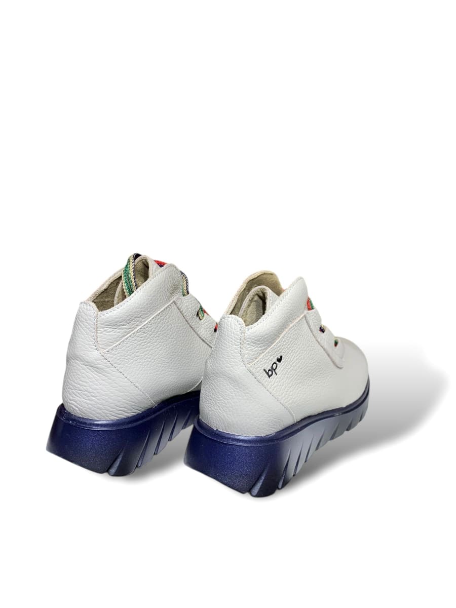 BOTIN RURAL  CORVO PEARL5