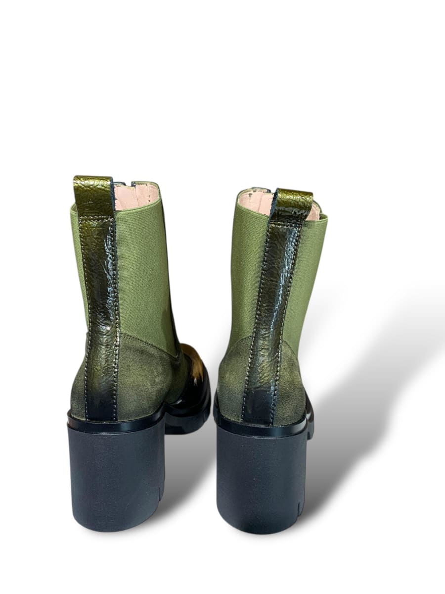 BOTIN HISPANITAS ZURICH ROCK ARMY3