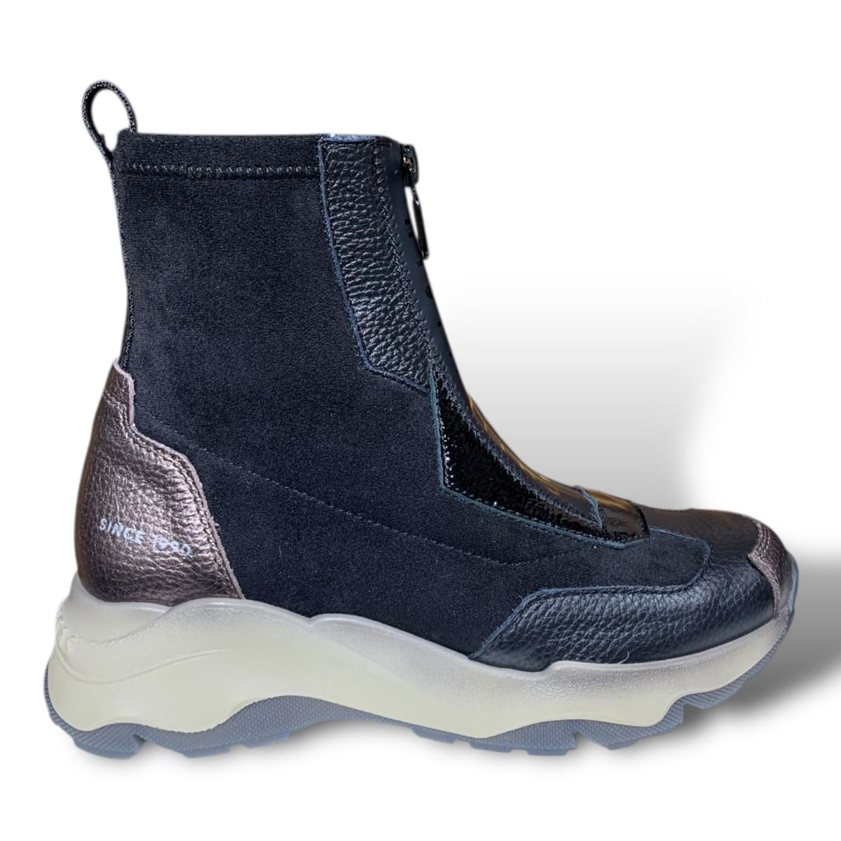BOTIN HISPANITAS NEPAL BOLMET7