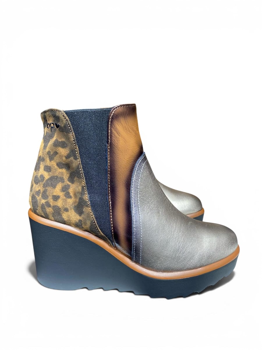 BOTIN BRUNO PAOLI BUGGY MUGA DORADO5