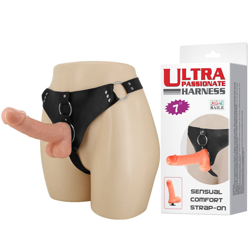Dildo con arnes ajustable 15 cm 24