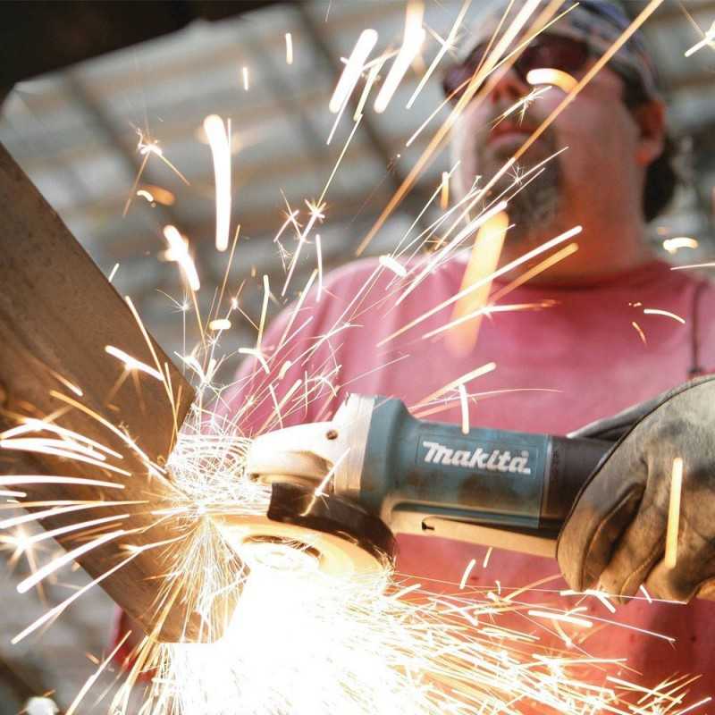 AMOLADORA ANGULAR 4-1/2'' 840W MAKITA 9557HPG7