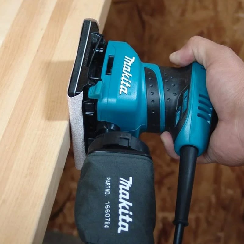 LIJADORA ORBITAL MAKITA 200W 1/4 BO4556 (114 X 140 MM)4