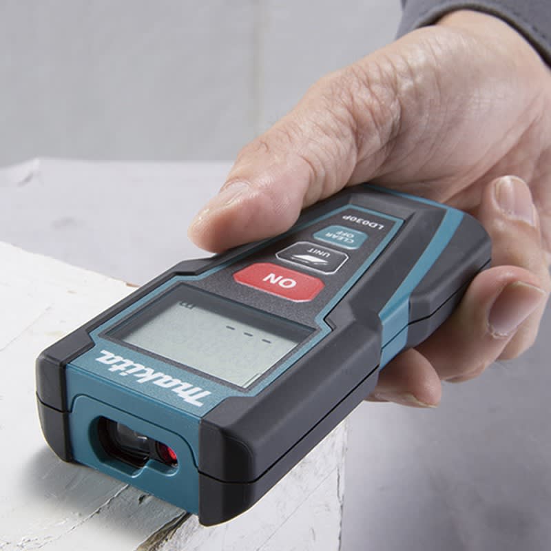 MEDIDOR DE DISTANCIA LÁSER 30 METROS MAKITA LD030P4