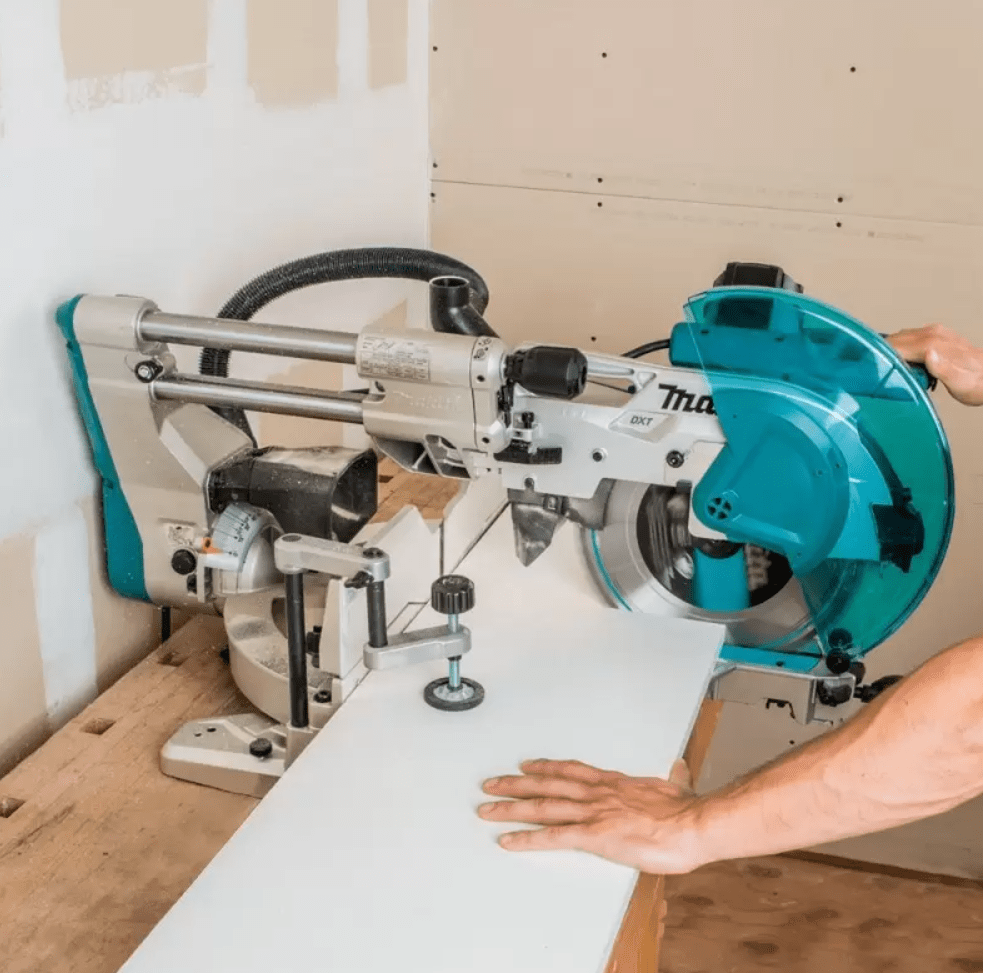 SIERRA INGLETEADORA TELESCÓPICA 12'' (305MM) 1800W MAKITA LS1219L3