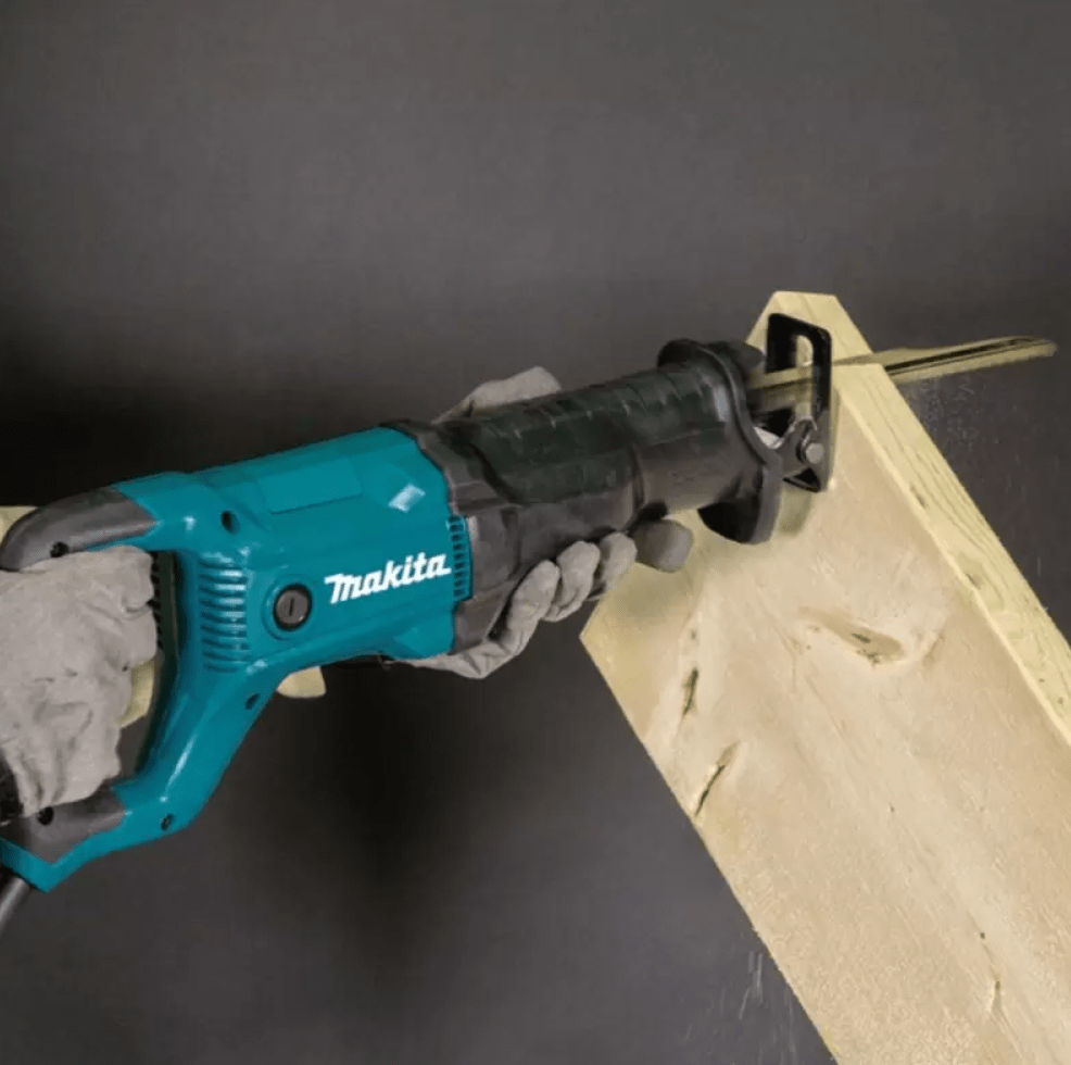 SIERRA SABLE 1200W 255MM MAKITA JR3051TK2