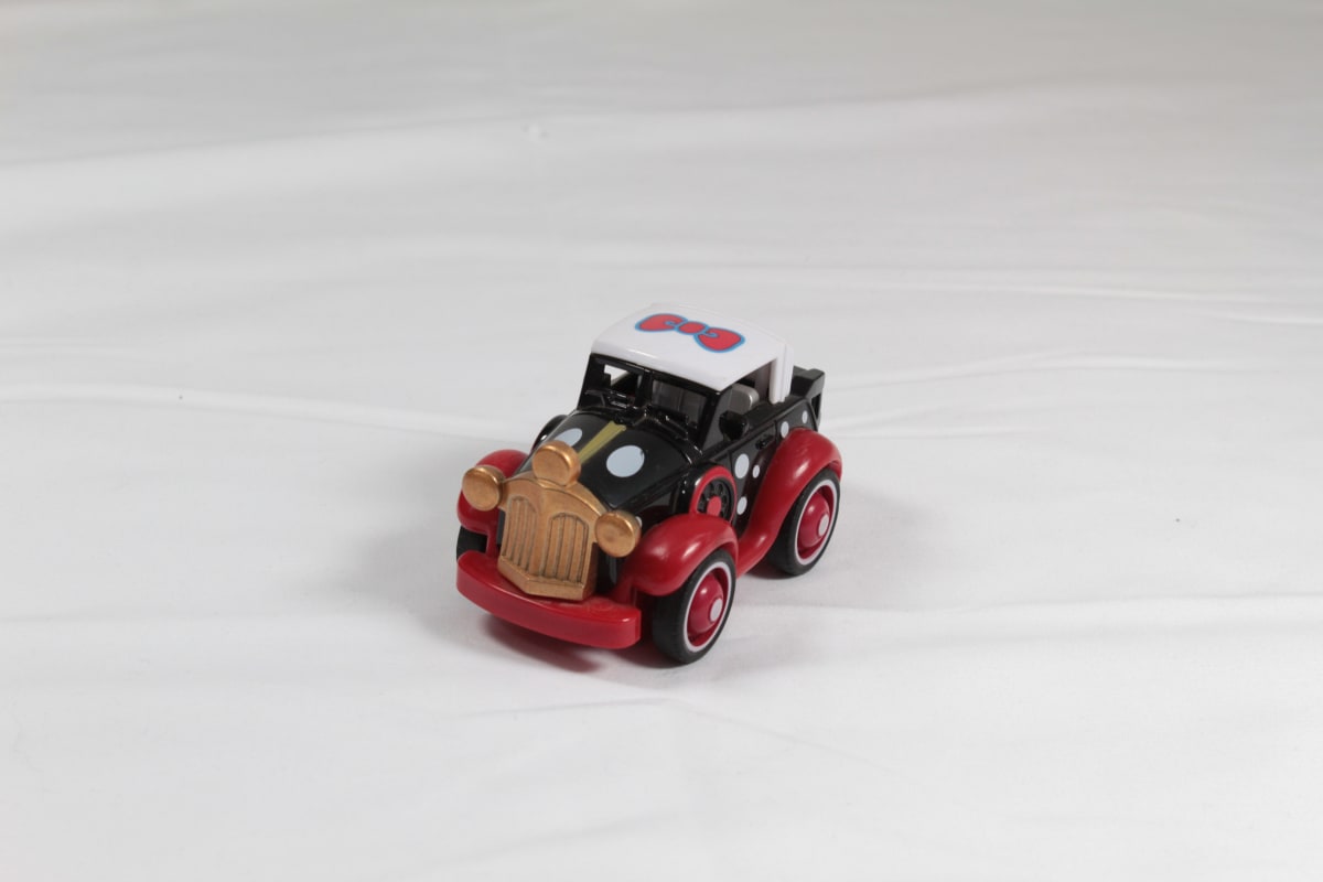 Coche Clásico de Inercia de Aleación – Juguete Retro, Resistente y Coleccionable3