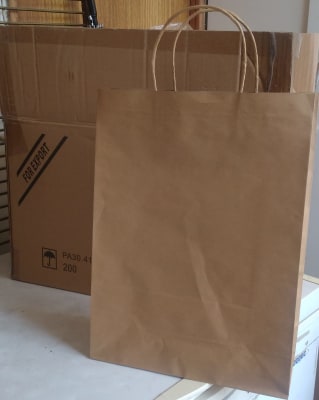 EMBALAJE /BOLSA CON ASA ENTRELAZADA COLOR KRAFT 33x39x161
