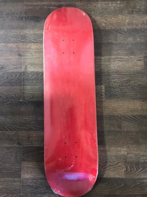 Deck Stranger Media Cara Thrama 8,5 Red Deck Stranger Media Cara Thrama 8,5 Red