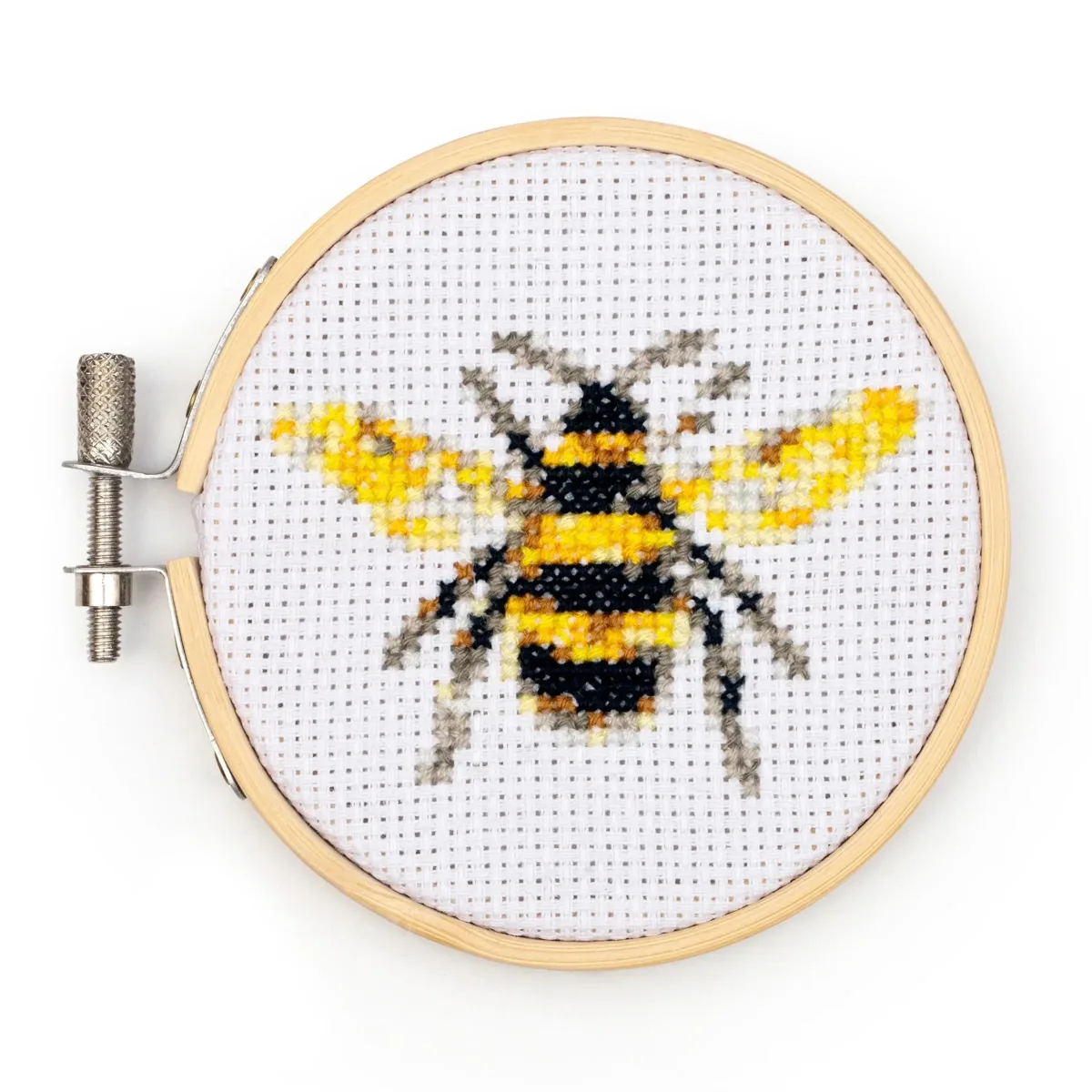 Mini Kit bastidor De Bordado Kikkerland Punto Cruz Abeja1