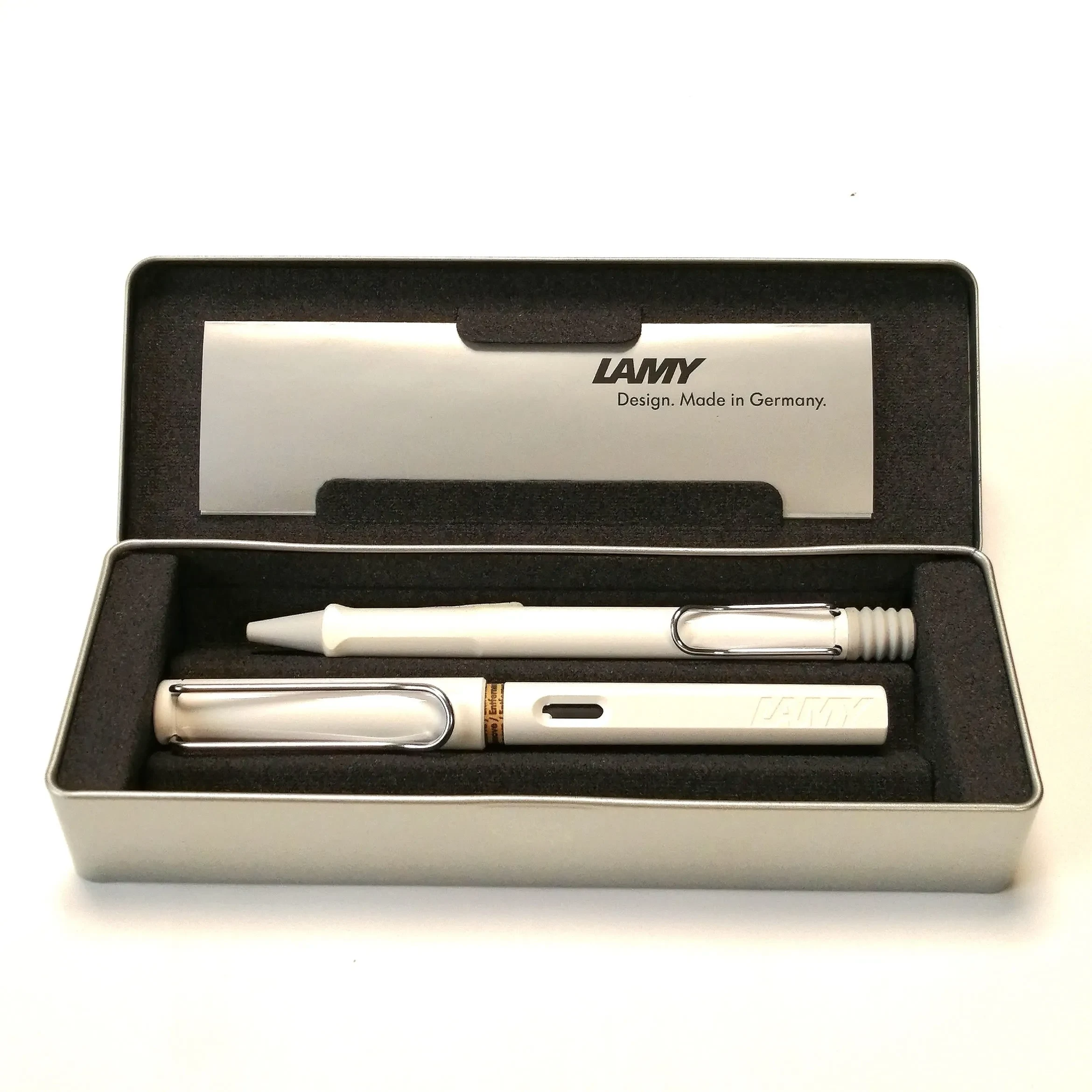 Set Pluma + Boligrafo Marca Lamy, Modelo Safari Color Blanco1
